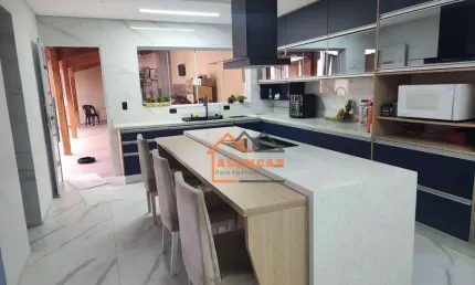 Sobrado com 3 dormitórios à venda, 395 m² por R$ 2.439.000,00 - Jardim Nossa Senhora do Carmo - São Paulo/SP
