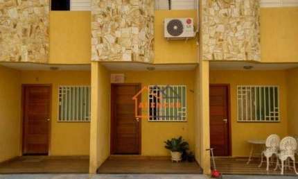 Lindo sobrado com 2 dormitórios à venda, 65 m² por R$ 319.000 - Itaquera - São Paulo/SP