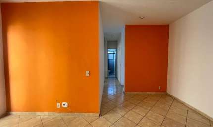 Apartamento com 2 quartos e 1 vaga no Planalto. TAMBÉM VENDE VENDER.