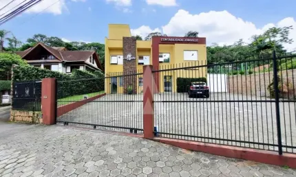 Sala para alugar, 148.56 m2 por R$4900.00  - Boa Vista - Joinville/SC