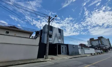 Apartamento com 2 quartos  para alugar, 61.00 m2 por R$1590.00  - Iririu - Joinville/SC