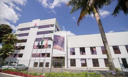 Sala para alugar, 138.00 m2 por R$8280.00  - Santo Antonio - Joinville/SC
