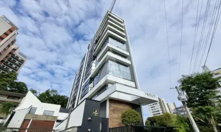 Apartamento com 4 quartos  para alugar, 138.47 m2 por R$5000.00  - Gloria - Joinville/SC