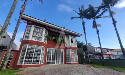 Apartamento com 1 quarto  para alugar, 35.00 m2 por R$1150.00  - Iririu - Joinville/SC