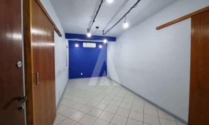 Sala para alugar, 20.75 m2 por R$1000.00  - Centro - Joinville/SC