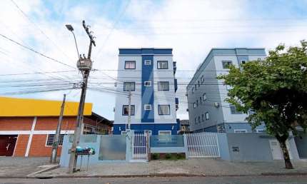 Apartamento com 2 quartos  para alugar, 51.00 m2 por R$1750.00  - Iririu - Joinville/SC