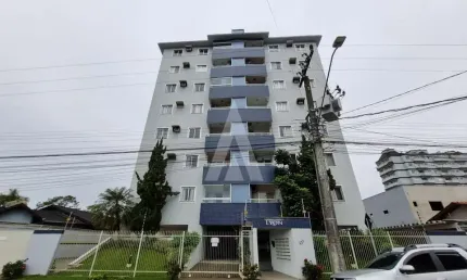 Apartamento com 3 quartos  para alugar, 81.21 m2 por R$2100.00  - Bucarein - Joinville/SC