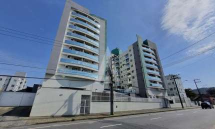 Apartamento com 2 quartos  para alugar, 63.63 m2 por R$2050.00  - Bom Retiro - Joinville/SC