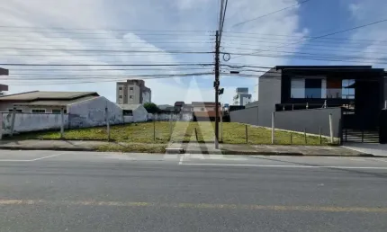 Terreno para alugar, 880.00 m2 por R$3600.00  - Iririu - Joinville/SC