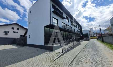 Sala para alugar, 36.74 m2 por R$1500.00  - Bucarein - Joinville/SC