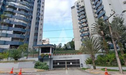 Apartamento com 3 quartos  para alugar, 133.65 m2 por R$3300.00  - Atiradores - Joinville/SC