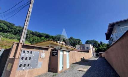 Apartamento com 2 quartos  para alugar, 67.46 m2 por R$1690.00  - Aventureiro - Joinville/SC