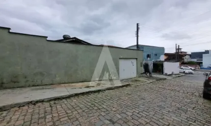 Galpão para alugar, 120.00 m2 por R$2200.00  - Boa Vista - Joinville/SC