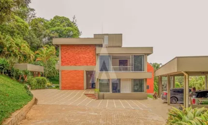 Casa comercial para alugar, 378.54 m2 por R$15000.00  - Boa Vista - Joinville/SC