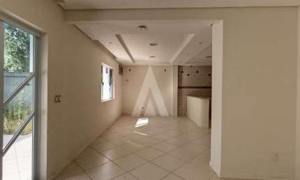 Casa residencial com 3 quartos  para alugar, 173.83 m2 por R$3490.00  - Santo Antonio - Joinville/SC