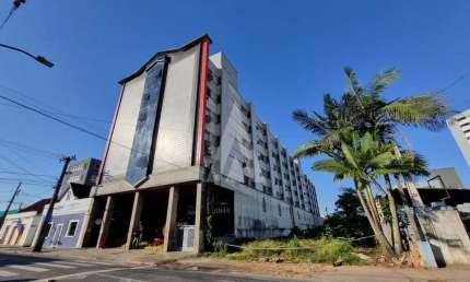Apartamento com 1 quarto  para alugar, 32.78 m2 por R$1390.00  - Centro - Joinville/SC