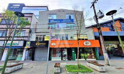 Sala para alugar, 56.92 m2 por R$750.00  - Centro - Joinville/SC