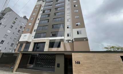 Apartamento com 3 quartos  para alugar, 193.74 m2 por R$5600.00  - Anita Garibaldi - Joinville/SC