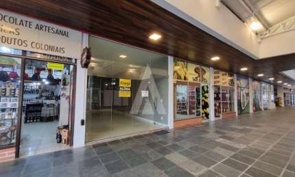Loja para alugar, 31.50 m2 por R$2000.00  - Gloria - Joinville/SC
