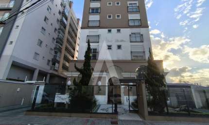 Apartamento com 3 quartos  para alugar, 94.03 m2 por R$4500.00  - Costa E Silva - Joinville/SC