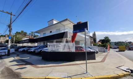 Apartamento com 1 quarto  para alugar, 34.00 m2 por R$1350.00  - Floresta - Joinville/SC