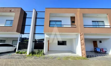 Casa residencial com 3 quartos  para alugar, 109.00 m2 por R$2600.00  - Sao Marcos - Joinville/SC