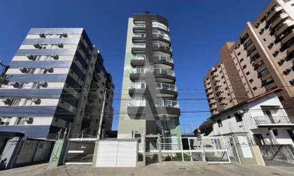Apartamento com 3 quartos  para alugar, 102.86 m2 por R$3350.00  - America - Joinville/SC