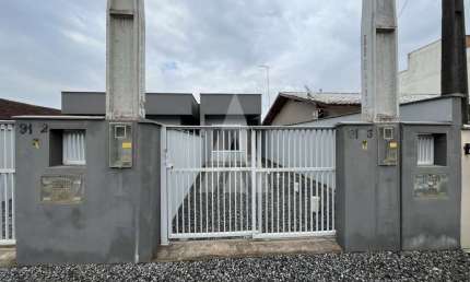 Casa residencial com 2 quartos  para alugar, 64.89 m2 por R$1700.00  - Morro Do Meio - Joinville/SC