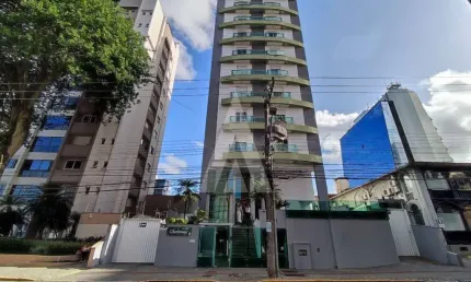 Apartamento com 3 quartos  para alugar, 81.00 m2 por R$4200.00  - Centro - Joinville/SC