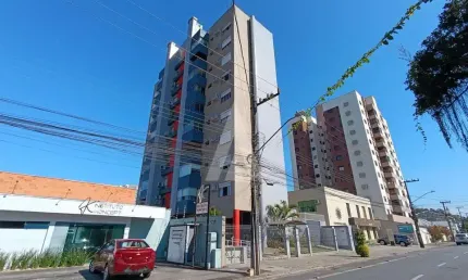 Apartamento com 3 quartos  para alugar, 94.25 m2 por R$2290.00  - Centro - Joinville/SC