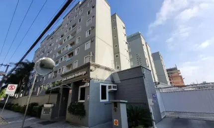 Apartamento com 2 quartos  para alugar, 48.88 m2 por R$1900.00  - Santo Antonio - Joinville/SC