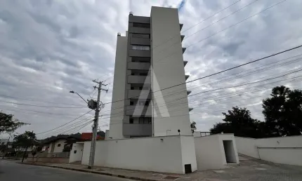 Apartamento com 3 quartos  para alugar, 85.84 m2 por R$2500.00  - Floresta - Joinville/SC