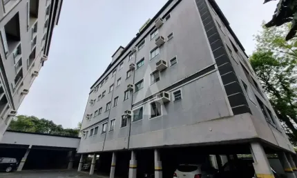 Apartamento com 1 quarto  para alugar, 51.40 m2 por R$2200.00  - Santo Antonio - Joinville/SC