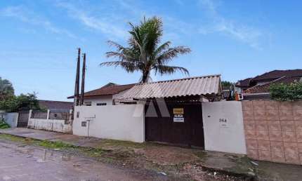 Casa residencial com 3 quartos  para alugar, 150.00 m2 por R$1700.00  - Morro Do Meio - Joinville/SC