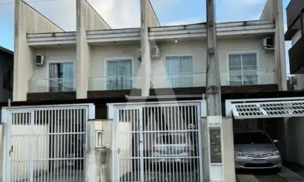 Casa residencial com 2 quartos  para alugar, 70.85 m2 por r$2500.00  - guanabara - joinville/sc