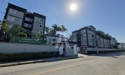 Apartamento com 2 quartos  para alugar, 140.29 m2 por R$2500.00  - Santo Antonio - Joinville/SC