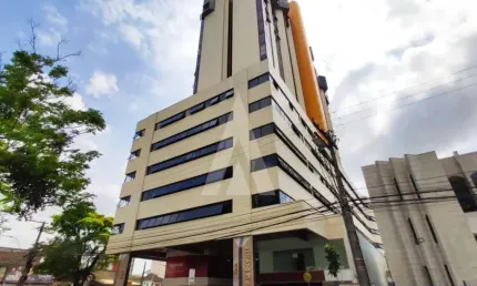 Sala para alugar, 28.54 m2 por R$980.00  - Centro - Joinville/SC