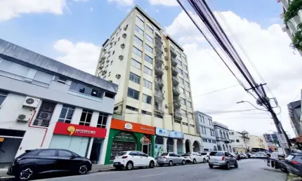 Sala para alugar, 51.89 m2 por R$1100.00  - Centro - Joinville/SC