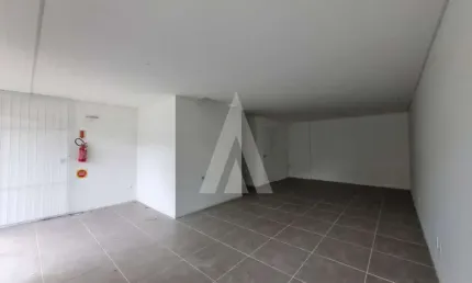 Loja para alugar, 44.72 m2 por R$1990.00  - Costa E Silva - Joinville/SC