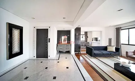 Cobertura Duplex com 364m², 5 vagas, piscina à venda em Moema Índios