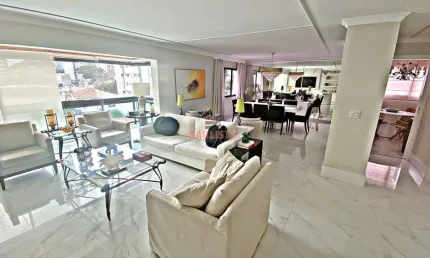Apartamento à Venda - 214m² | 4 Dormitórios | 4 Vagas | Próximo ao Metrô Praça da Árvore. .