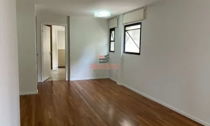 Apto à venda, com  03 dormitórios, 2 vagas fixas independentes, ao lado do metrô vila mariana,na vi