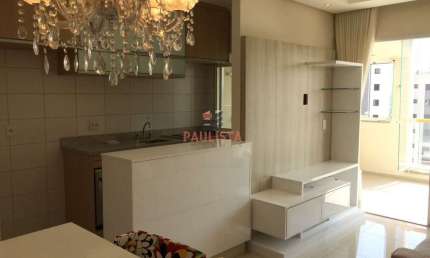 APARTAMENTO  1 DORMITÓRIO, SALA, COZINHA AMERICANA COM LAVANDERIA, VARANDA GRANDE COM 1 VAGA,  VIST