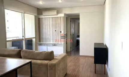 apto mobiliado e equipado, 02 suítes, 01 vaga livre com ampla ares de manobra, 66,50 m², ao lado da
