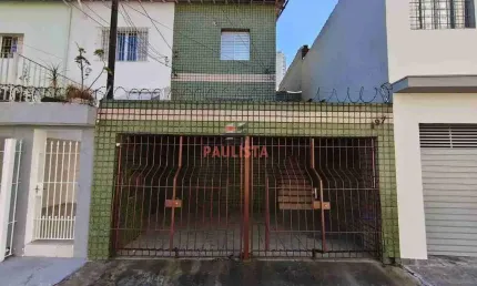 Sobrado para locação com 3 dormitórios , 2 vagas de garagem, há 700 metros da estação santa cruz do