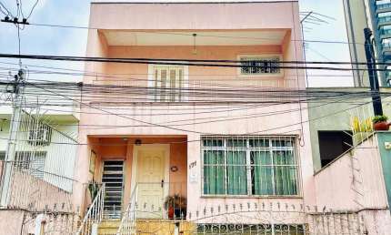 vende-se um lindo sobrado em Bairro Nobre de são paulo