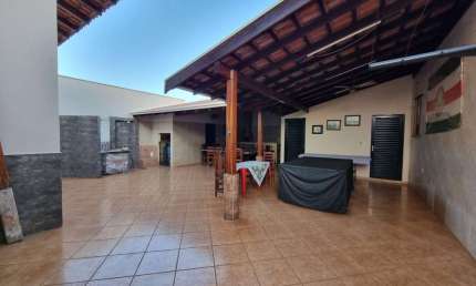 Casa com 4 dormitórios à venda, 225 m² por R$ 480.000,00 - Aeroporto - Barretos/SP