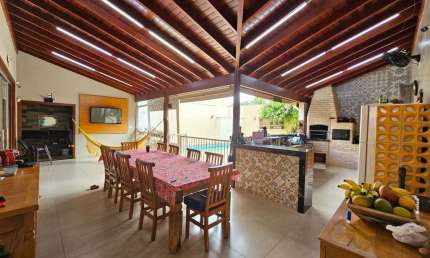Casa com 5 dormitórios à venda, 374 m² por R$ 750.000,00 - Pereira - Barretos/SP