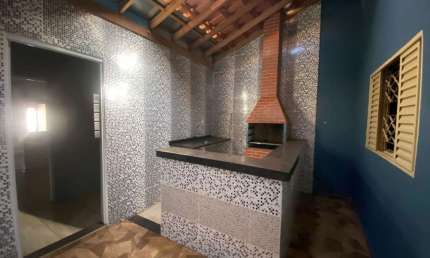 Casa com 2 dormitórios para alugar, 175 m² por R$ 1.900,00/mês - Jardim Maria Caputi - Barretos/SP