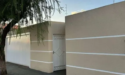 Casa com 3 dormitórios à venda, 247 m² por R$ 450.000,00 - Jockey Club - Barretos/SP